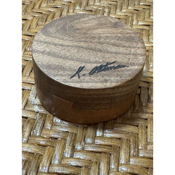 Vintage K. Altman Signed Handmade Wooden Round Puzzle Box - Picture 3 of 8